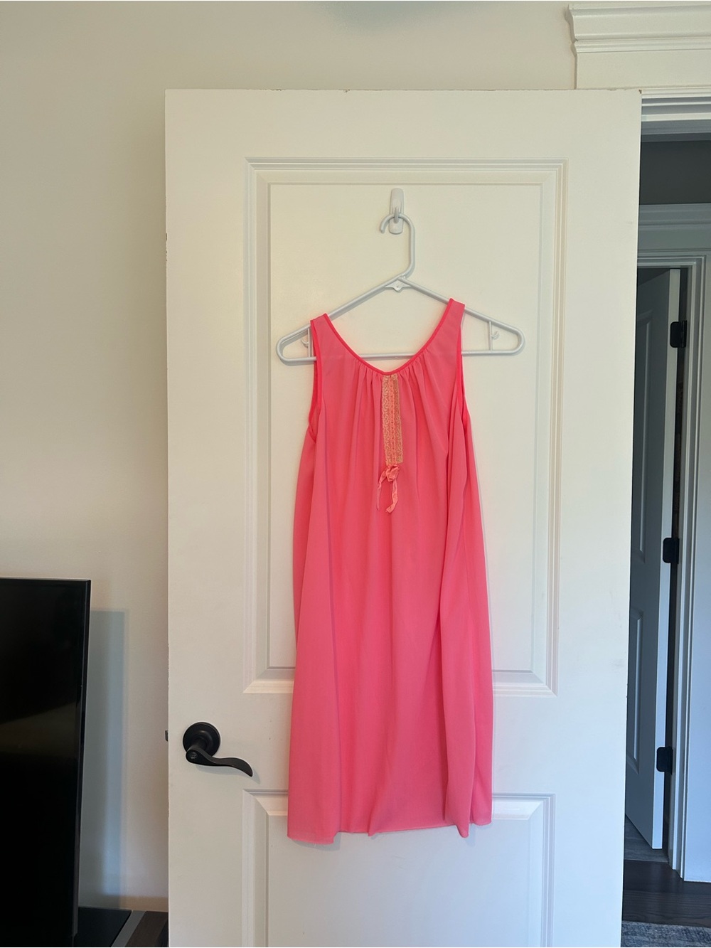 Vintage ILGWU baby doll neon pink gown